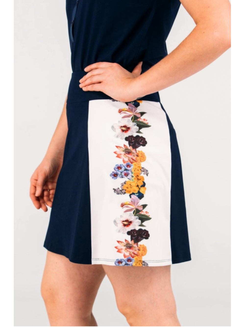 Foray Golf NWT Fantasy Floral Skirt 14” Navy White Colorblock M Golf Pickleball